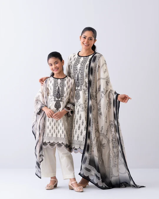 White Cotton Pakistani Three Piece